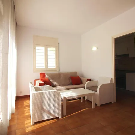 Appartamento En El Port De La Selva: Planta Baja, Terraza Y Wifi A Metros De La Playa - Es-228-52