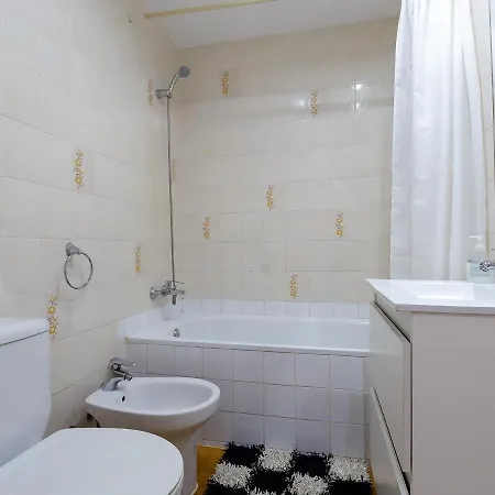 Apartamento En El Port De La Selva: Planta Baja, Terraza Y Wifi A Metros De La Playa - Es-228-52 Apartment El Port De La Selva