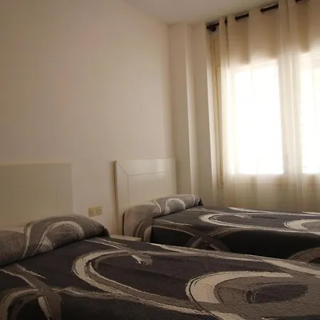 Apartamento En El Port De La Selva: Planta Baja, Terraza Y Wifi A Metros De La Playa - Es-228-52 El Port De La Selva