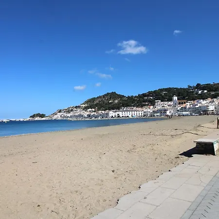 Apartamento En El Port De La Selva: Planta Baja, Terraza Y Wifi A Metros De La Playa - Es-228-52 Apartment *